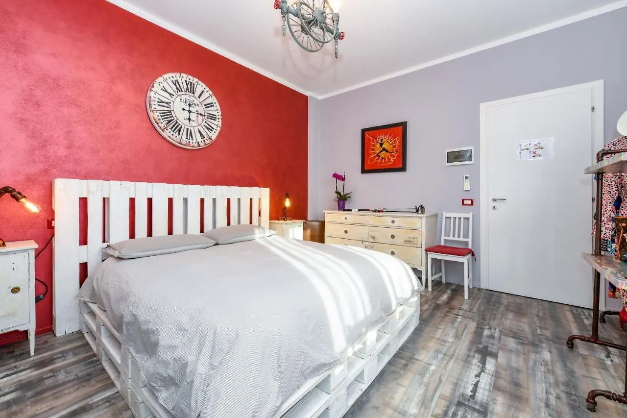 Villa Giulia Rooms & Bike Toscolano-Maderno Frühstückspension