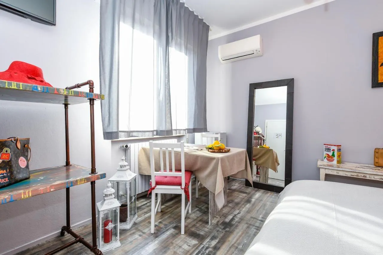 Villa Giulia Rooms & Bike Toscolano Maderno Italy